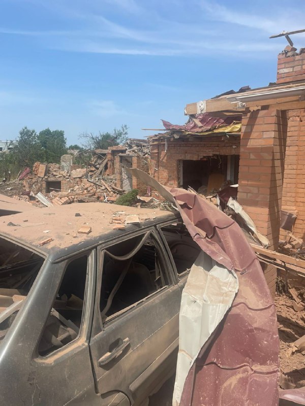 At least 1 killed and 4 wounded as result of Russian shelling in several villages 
of Zaporizhzhia region