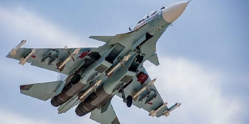 Russian Su-30SM reportedly crashed near occupied Crimea after launches of Kh-31P missiles last night. 2 crew members unaccounted