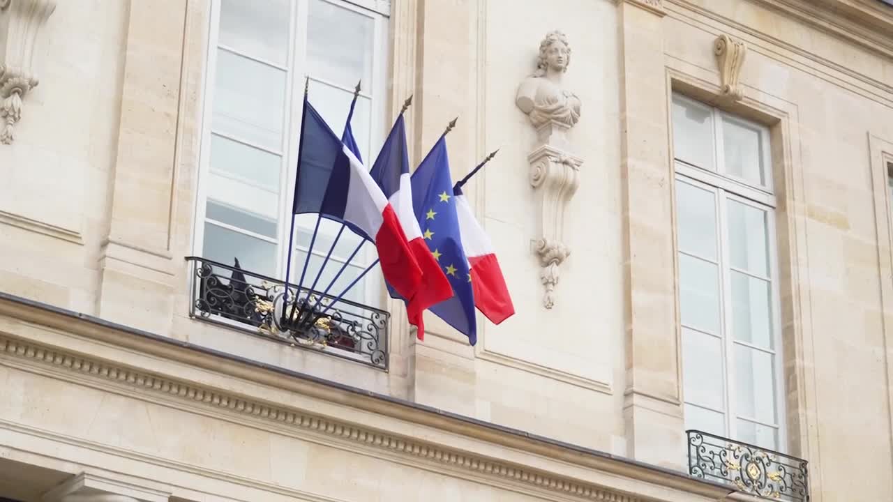 President of France Macron met with the President of Ukraine Zelensky in Paris