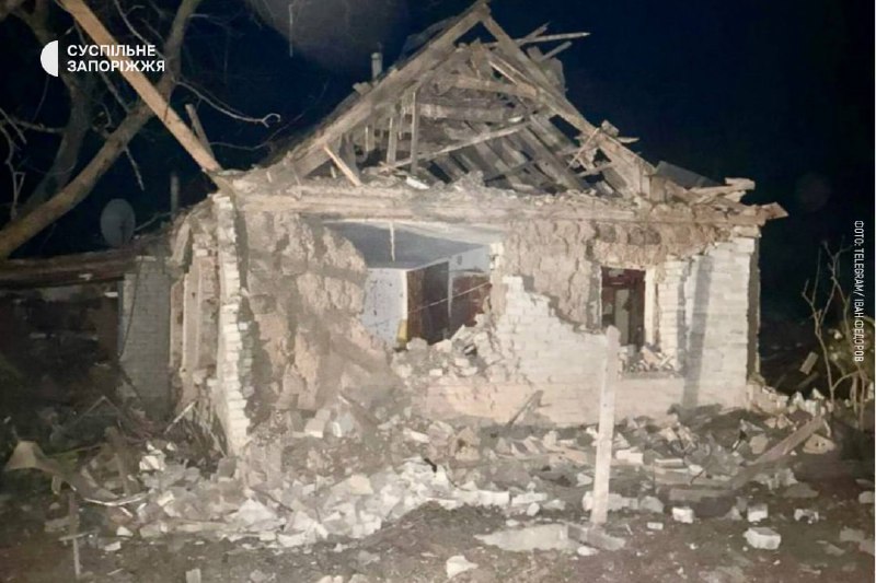 Widespread damage in Komyshuvakha as result of Russian airstrikes