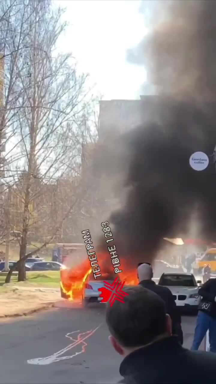 2 person wounded as result of explosion in a vehicle in Rivne