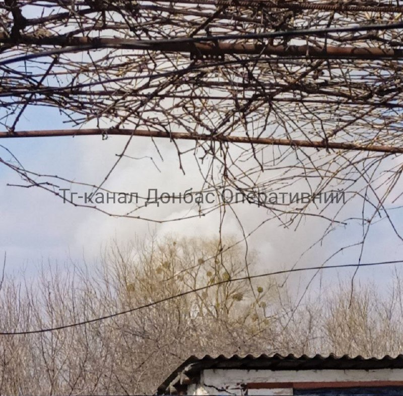 About 6 airstrikes with glide bombs were reported in Lyman community of Donetsk region