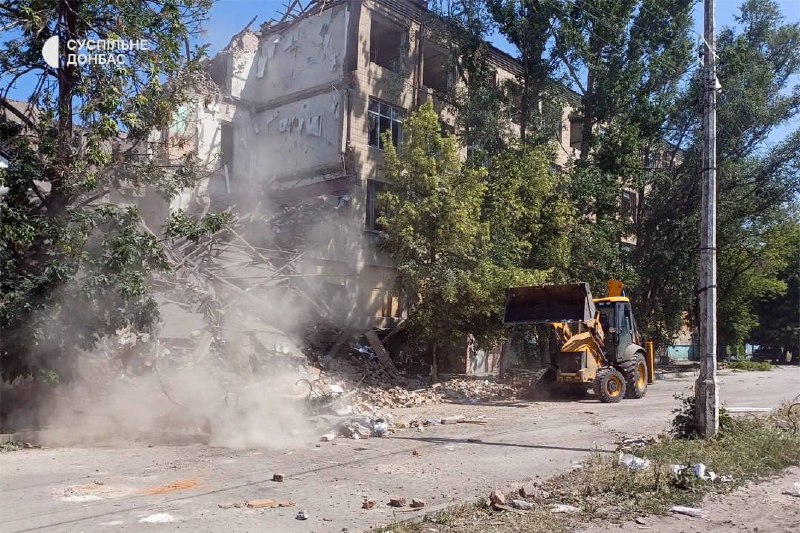 Destruction in Sloviansk as result of the overnight attack