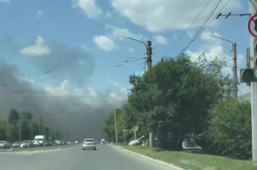 Big fire at the military plant in Orsk
