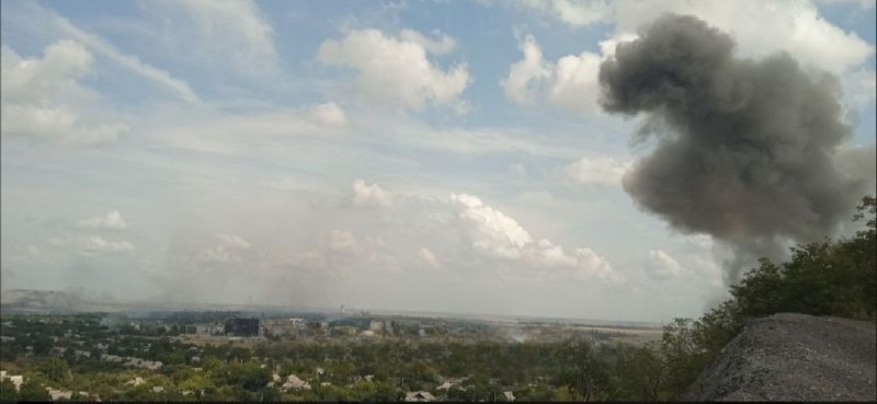 Violent bombardment reported in Myrnohrad