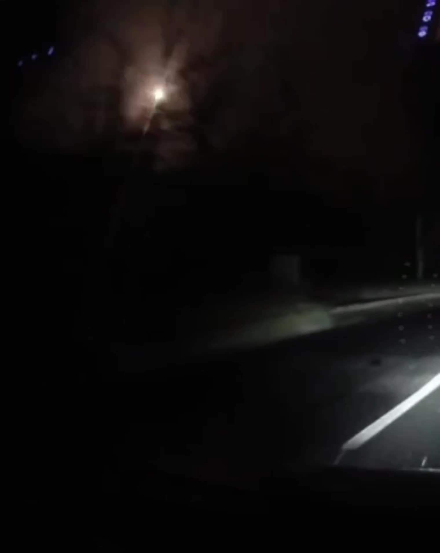 Explosions were reported in Buddenovskiy district of Donetsk