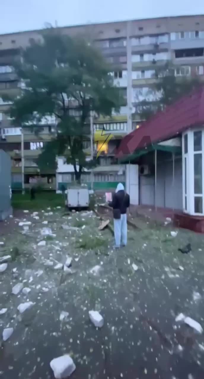 1 person killed, another wounded as result of household gas explosion in an apartment block in Kyiv