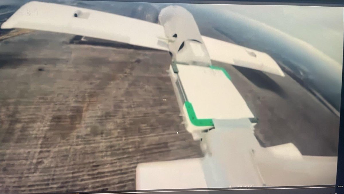 A Russian Molniya drone with a Starlink terminal filmed