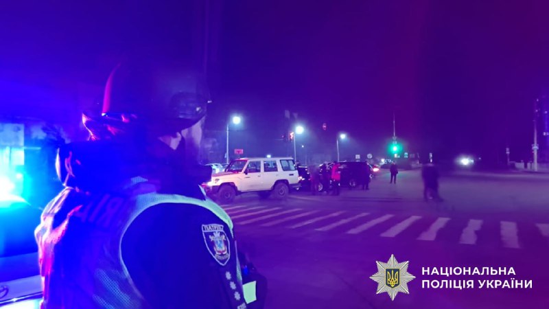 7 policemen wounded as result of explosion of unknown explosive device at the abandoned fuel station in Mykolaiv