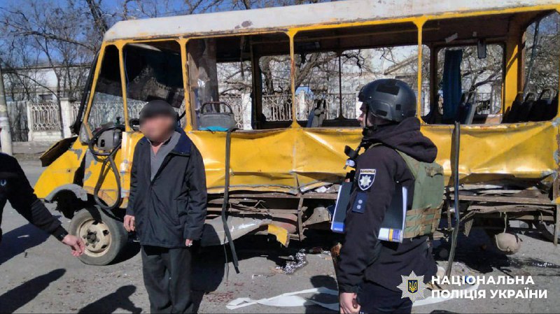 20 people wounded as result of drone strike at the city bus in Kherson