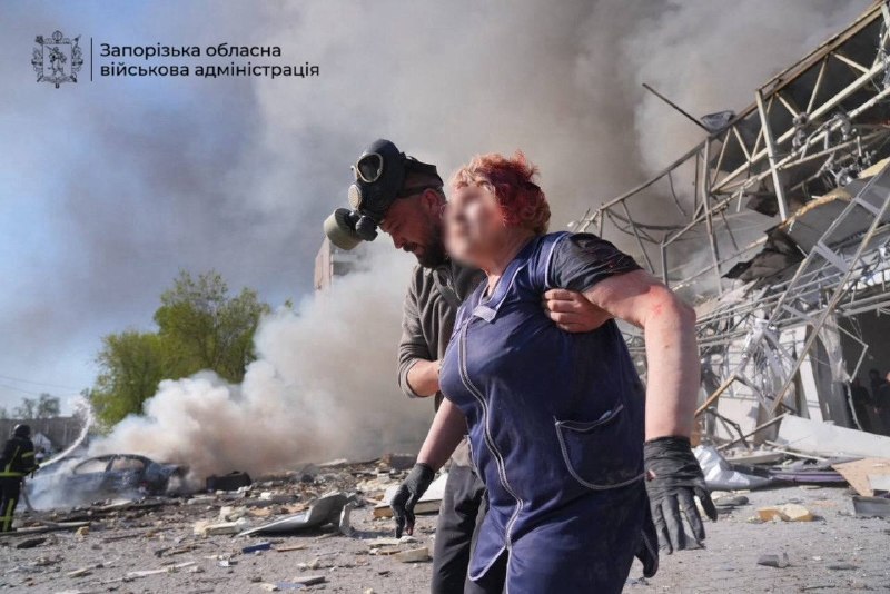 Dos muertos como consecuencia de los ataques rusos en Zaporiyia.